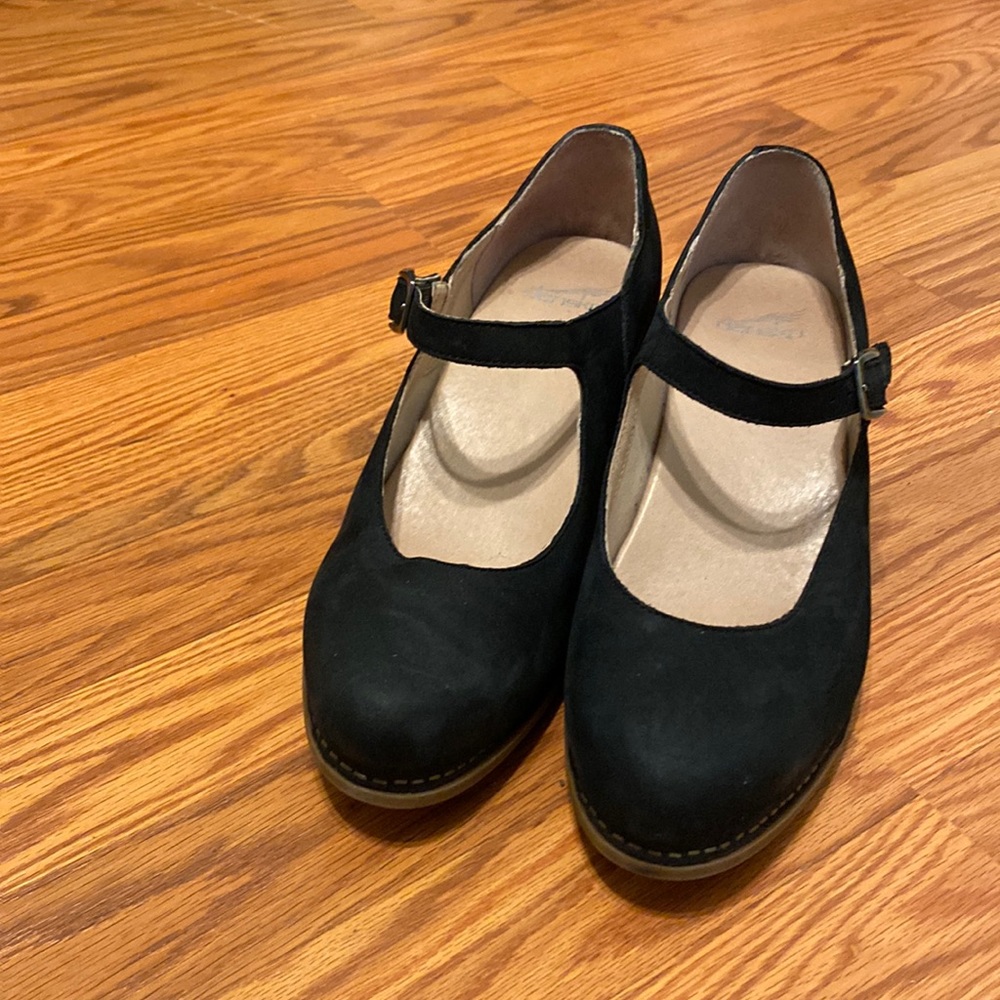 Dansko Women’s Shoe